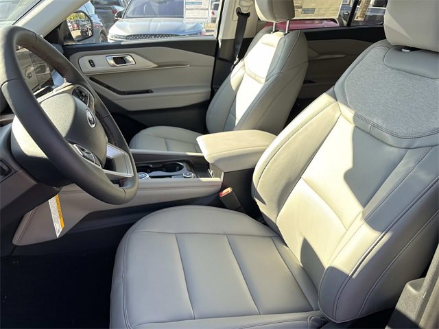 New 2026 Ford Explorer Active image 24