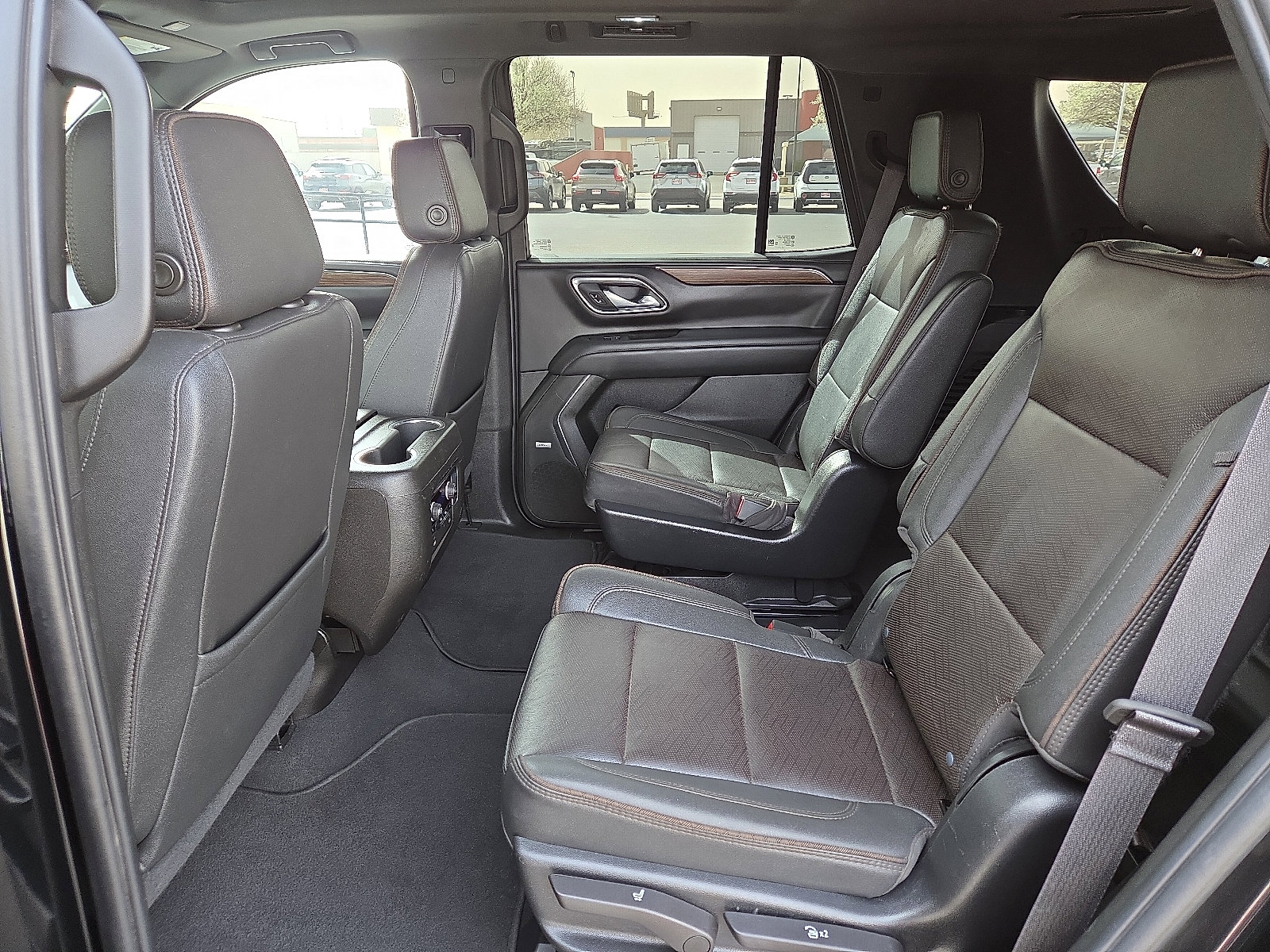 Used 2023 Chevrolet Tahoe High Country image 7