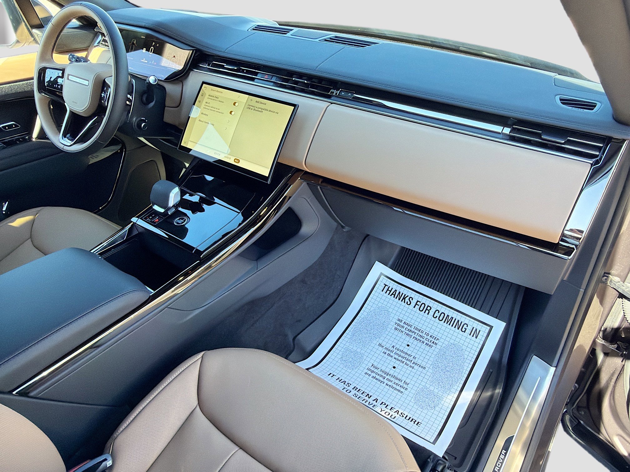 New 2026 Land Rover Range Rover Sport Dynamic SE image 14