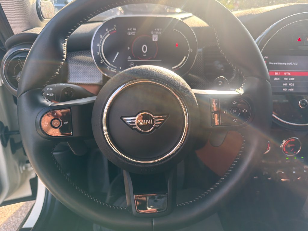 Used 2023 MINI Cooper S FWD image 18