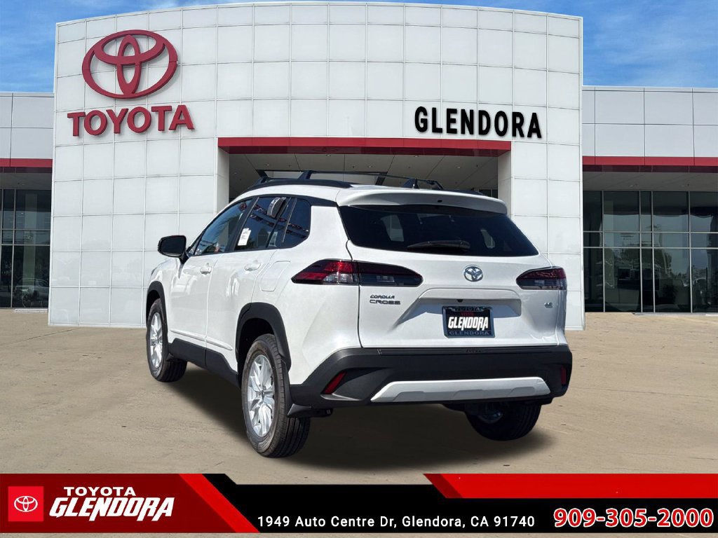 New 2026 Toyota Corolla Cross LE FWD image 8