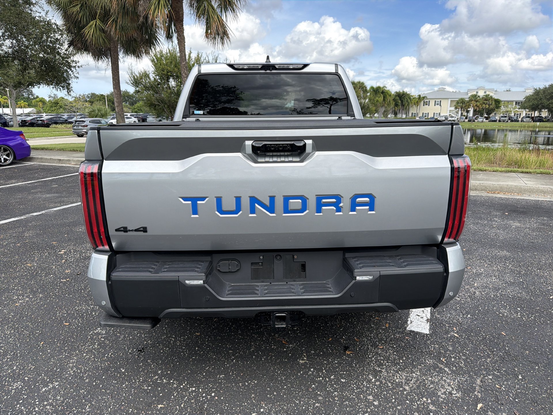 Used 2024 Toyota Tundra Limited w/ TRD Off-Road Package AWD/4WD image 5