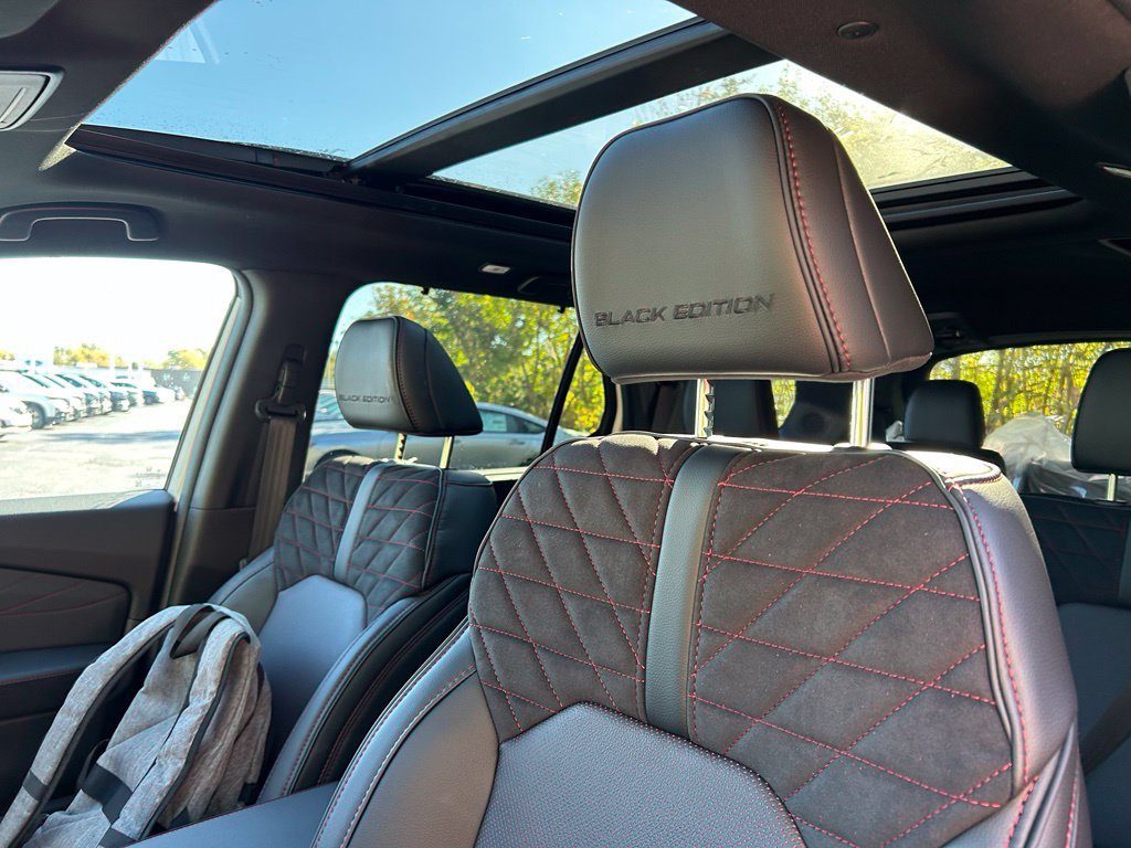 New 2026 Honda Pilot Black Edition image 12