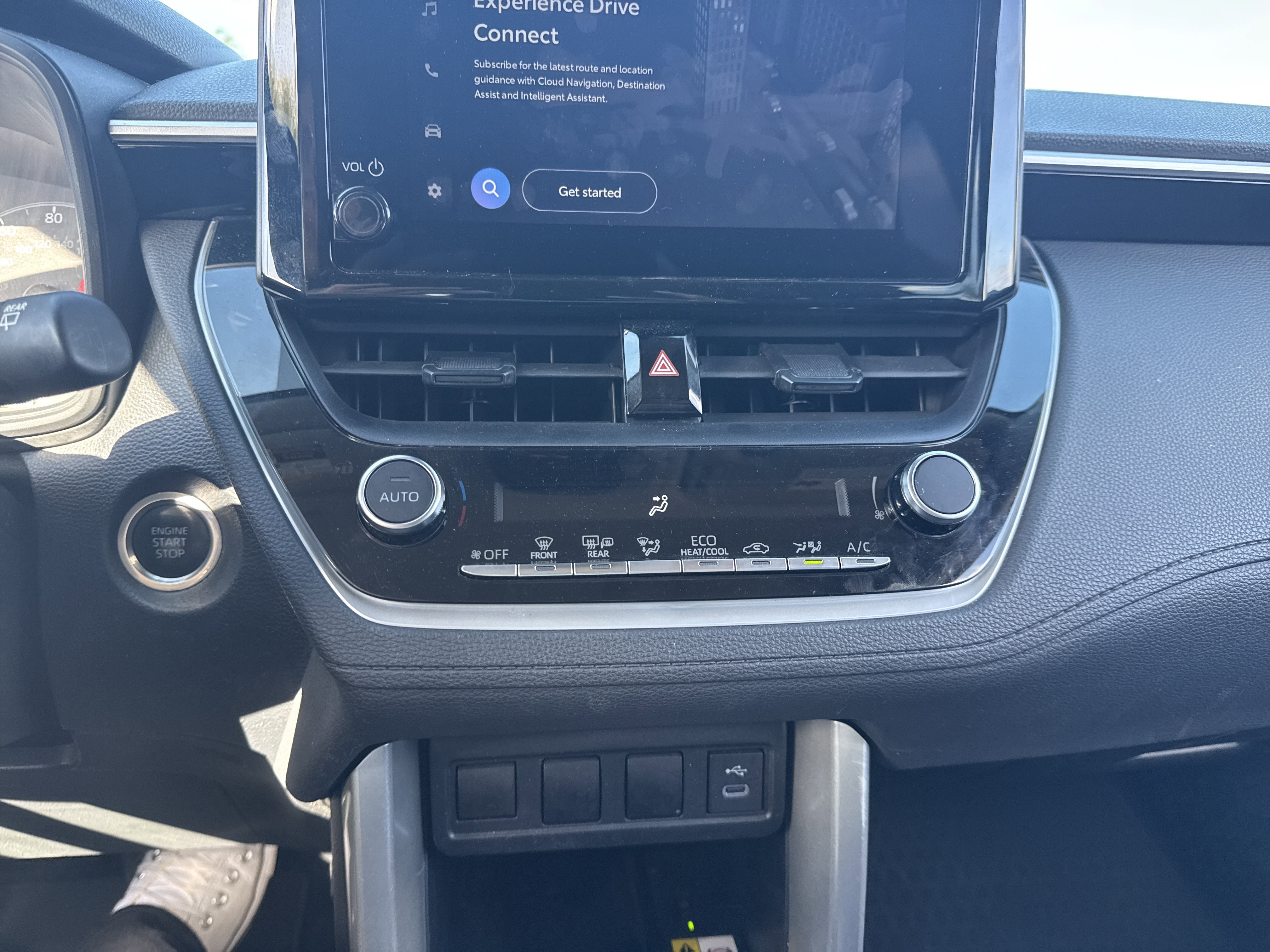 Used 2023 Toyota Corolla Cross LE image 26