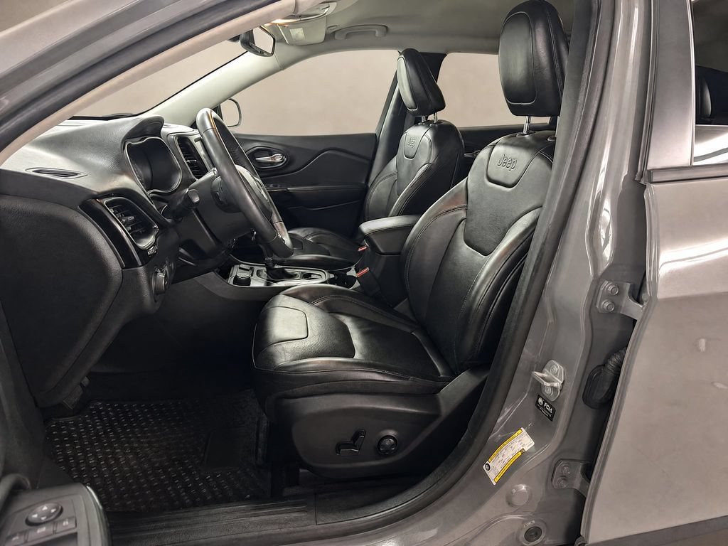Used 2023 Jeep Cherokee Altitude Lux AWD/4WD image 12