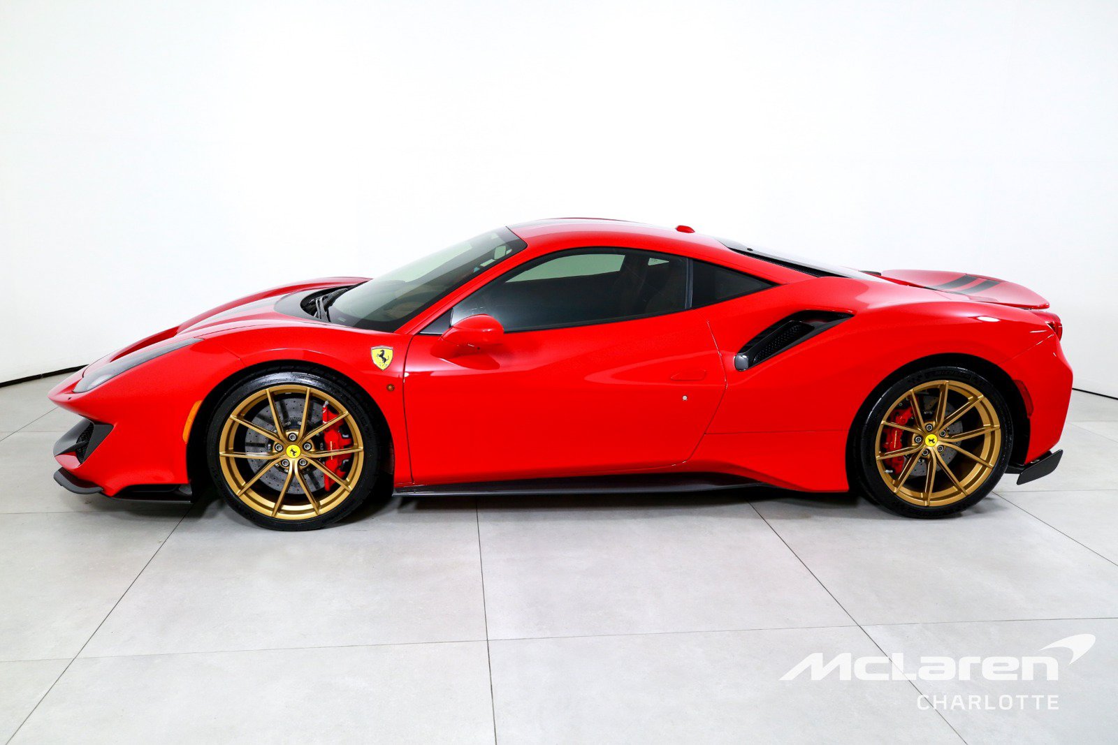 Used 2020 Ferrari 488 Pista Coupe RWD image 5