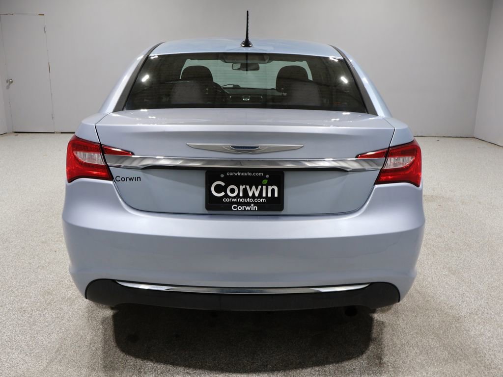 Used 2013 Chrysler 200 Touring w/ S Exterior Appearance Pkg image 3