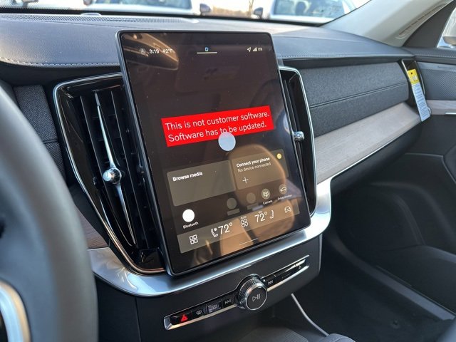 New 2026 Volvo XC90 B6 Plus w/ Protection Package Premier image 15