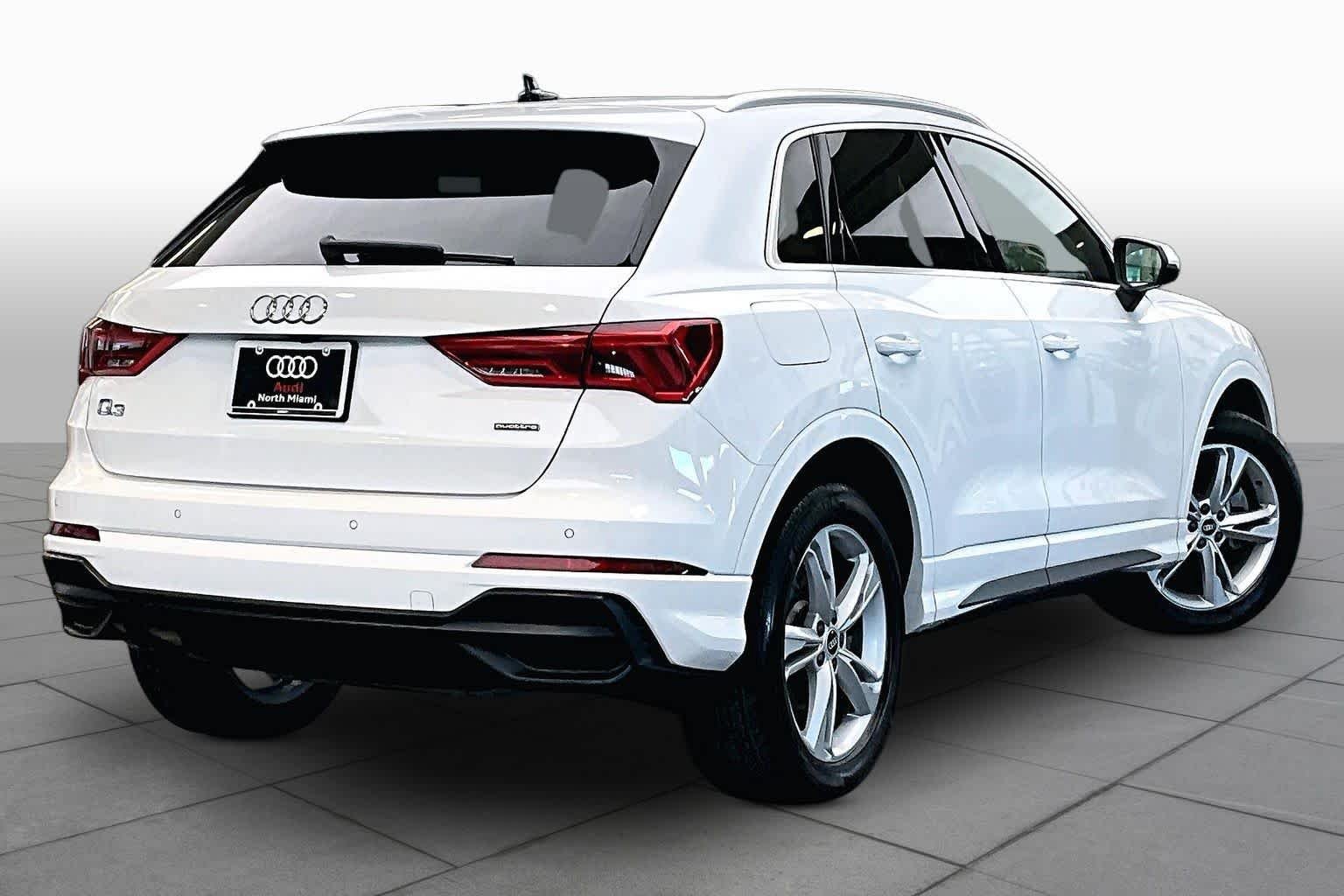 Used 2021 Audi Q3 2.0T Premium w/ Convenience Package AWD/4WD image 13