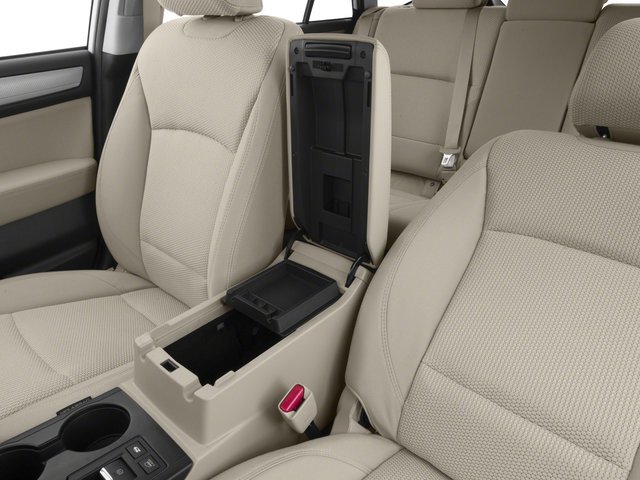 Used 2018 Subaru Outback 2.5i Touring AWD/4WD image 12