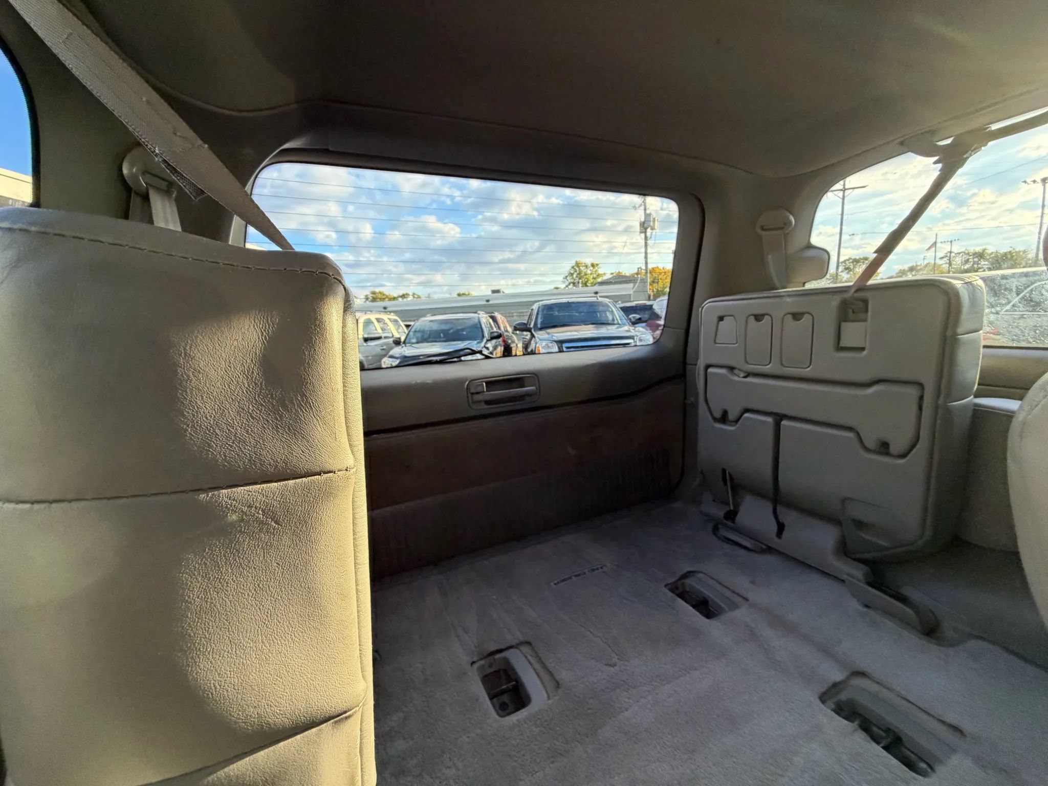 Used 2005 Toyota Land Cruiser AWD/4WD image 23