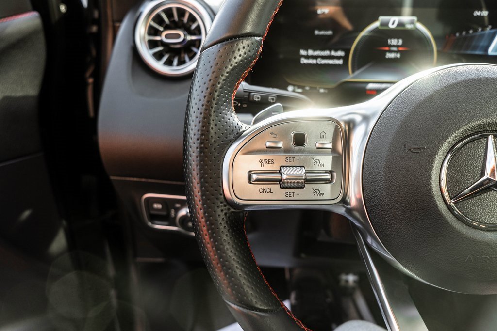 Used 2022 Mercedes-Benz GLA 35 AMG 4MATIC image 20