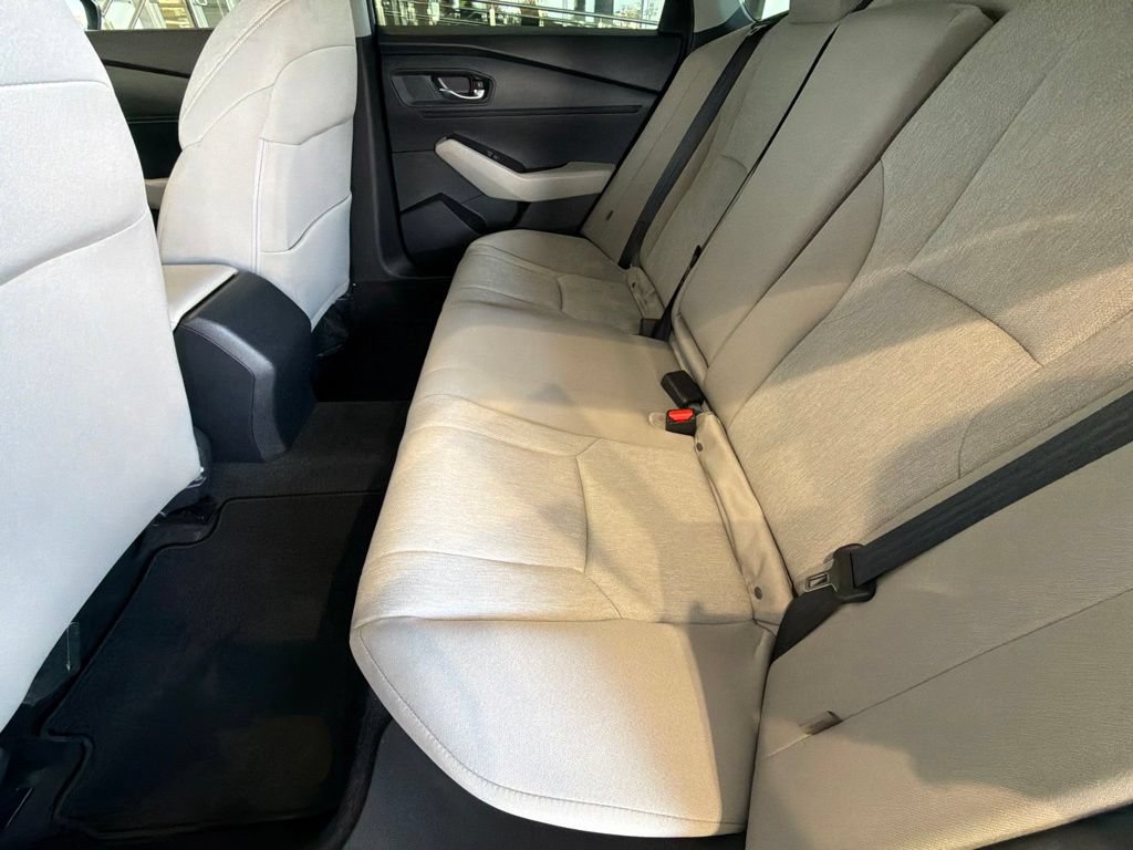 Used 2023 Honda Accord LX image 32