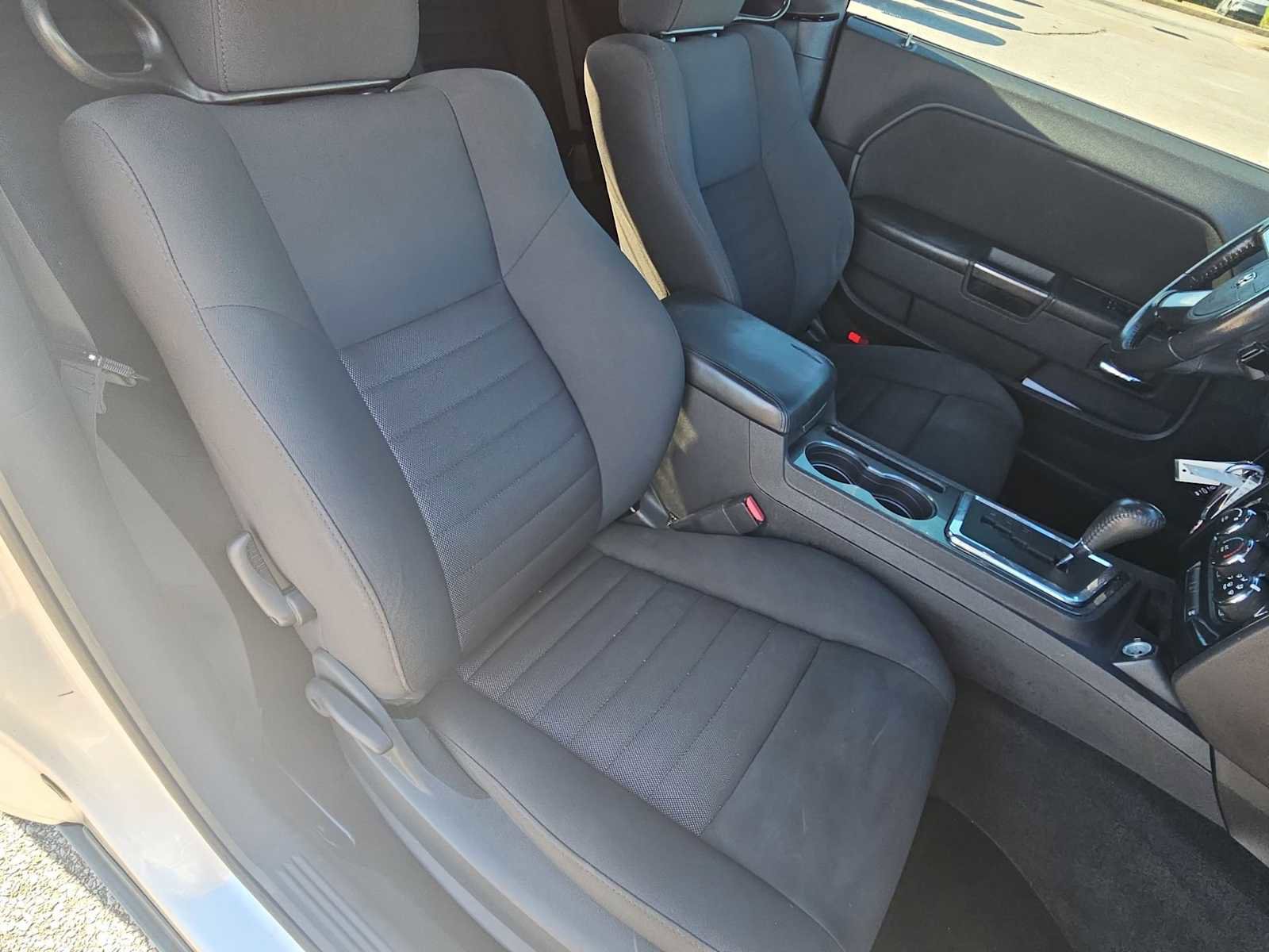 Used 2010 Dodge Challenger R/T image 22