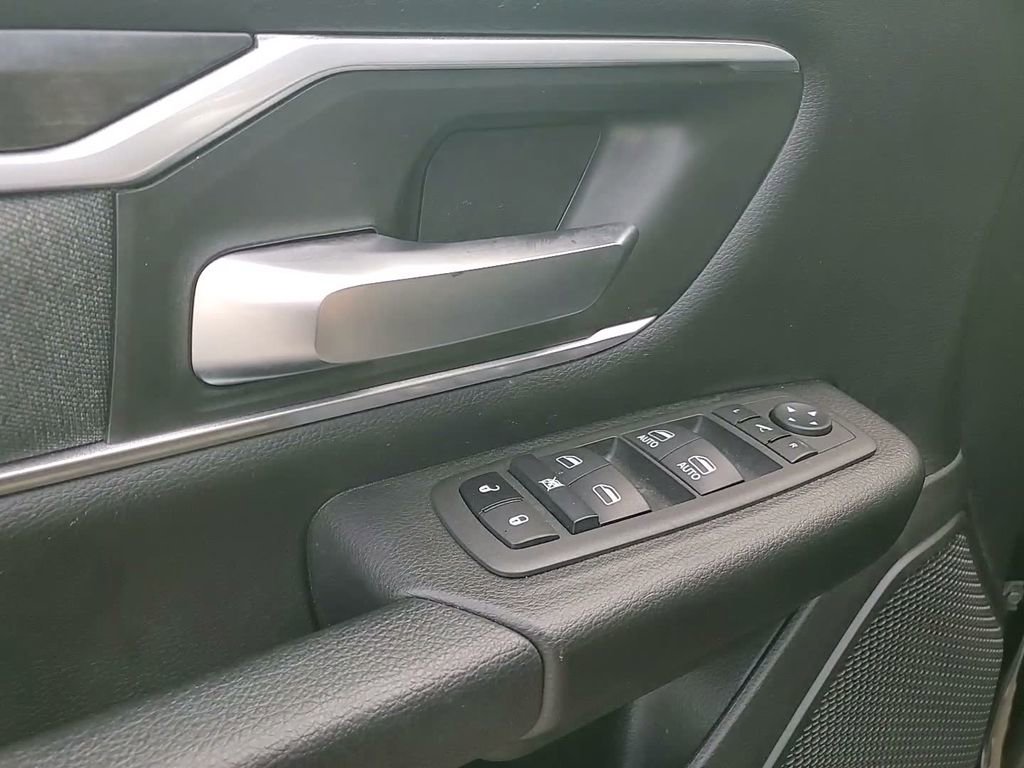 Used 2022 RAM 1500 Big Horn image 23