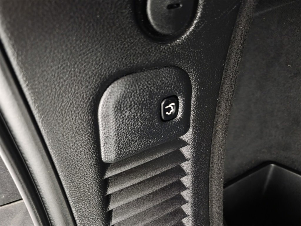 Used 2020 Dodge Durango R/T w/ Technology Group image 19