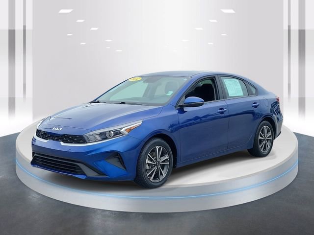 Used 2024 Kia Forte LXS w/ LXS Technology Package image 3