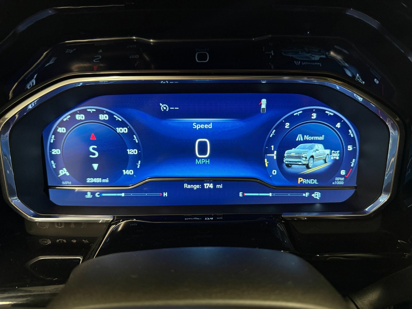Used 2023 Chevrolet Silverado 1500 LT AWD/4WD image 13