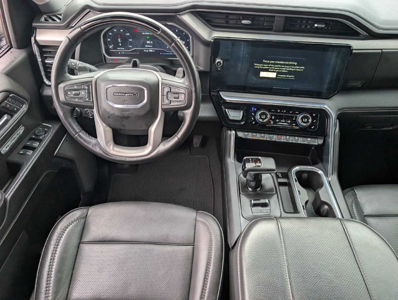 Used 2024 GMC Sierra 1500 Denali AWD/4WD image 10