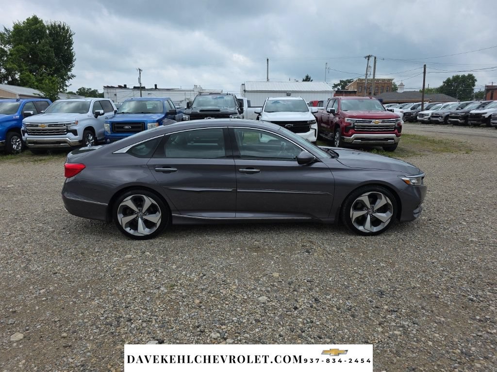 Used 2018 Honda Accord Touring image 6