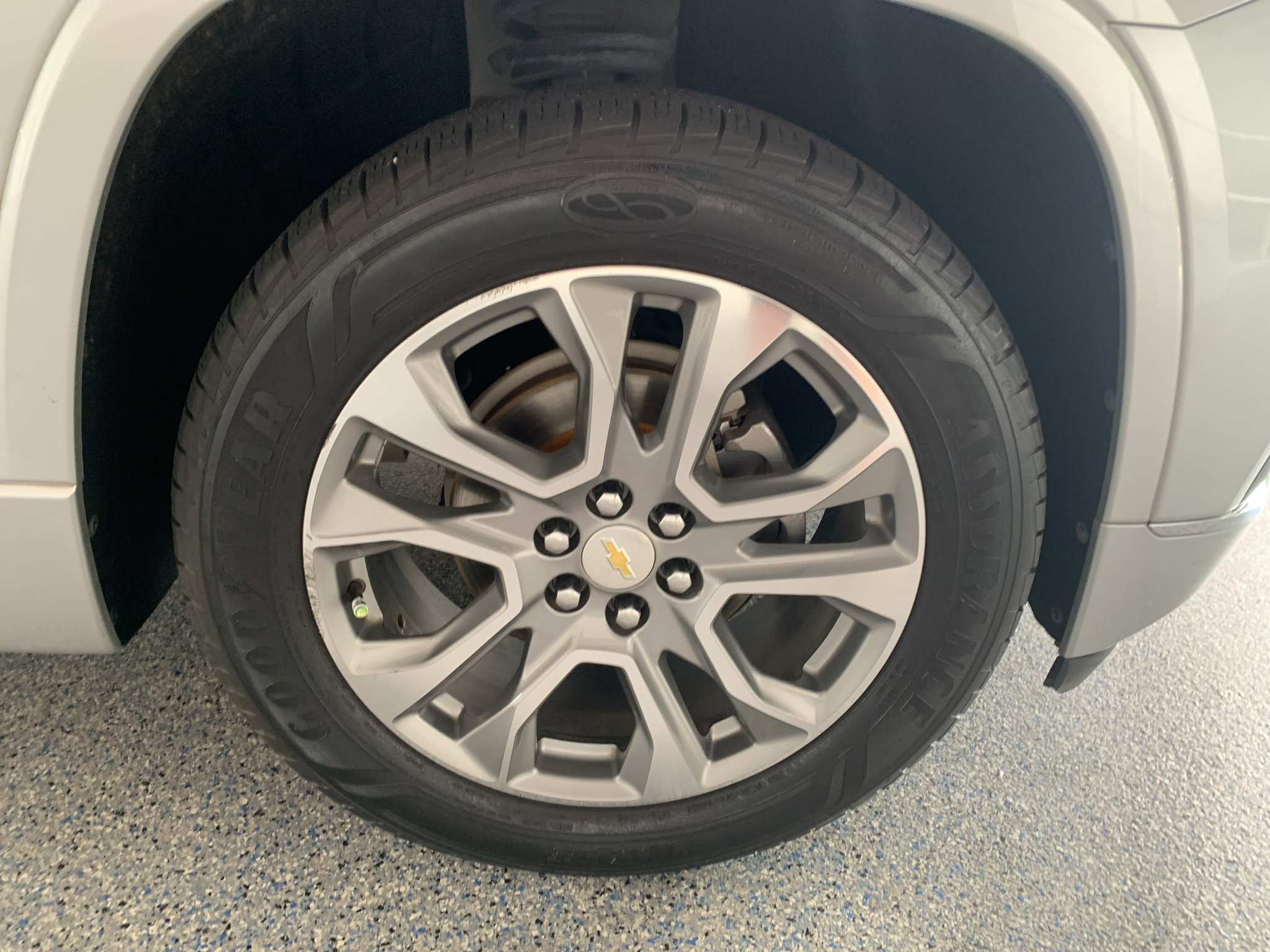 Used 2019 Chevrolet Traverse Premier w/ Driver Confidence II Package FWD image 33