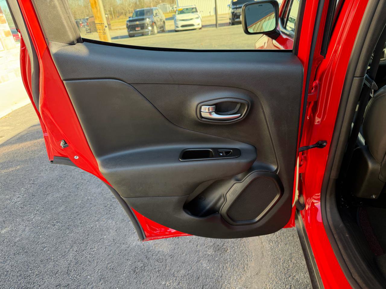 Used 2021 Jeep Renegade Limited image 16