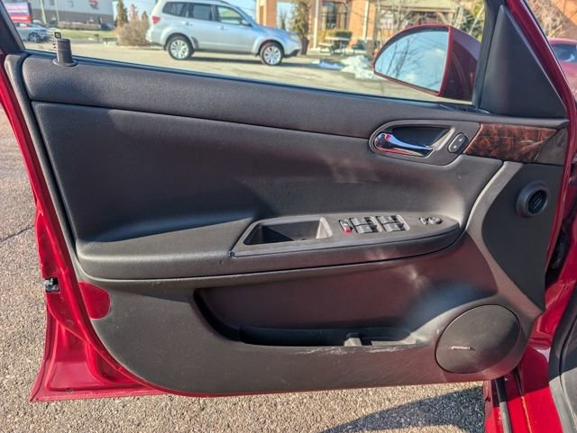 Used 2010 Chevrolet Impala LS image 9