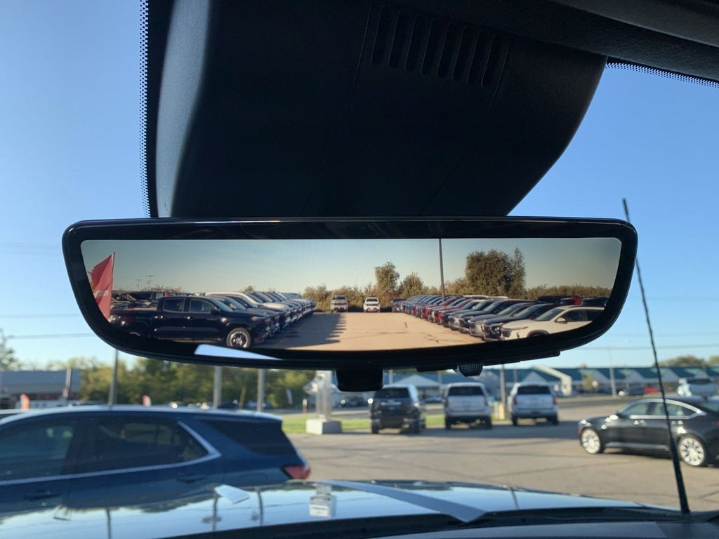 Used 2024 GMC Sierra 2500 AT4X image 23