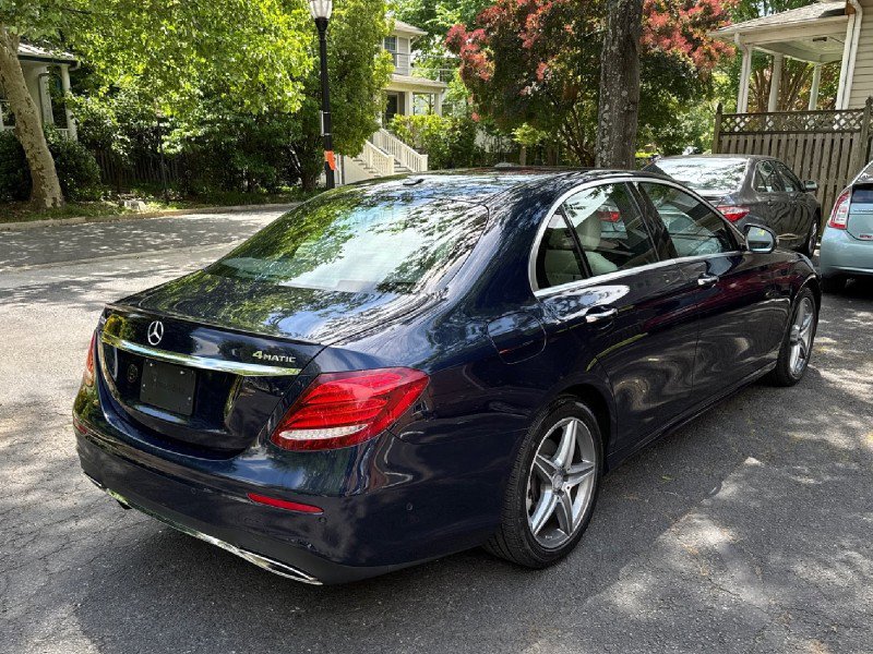 Used 2017 Mercedes-Benz E 300 4MATIC image 5