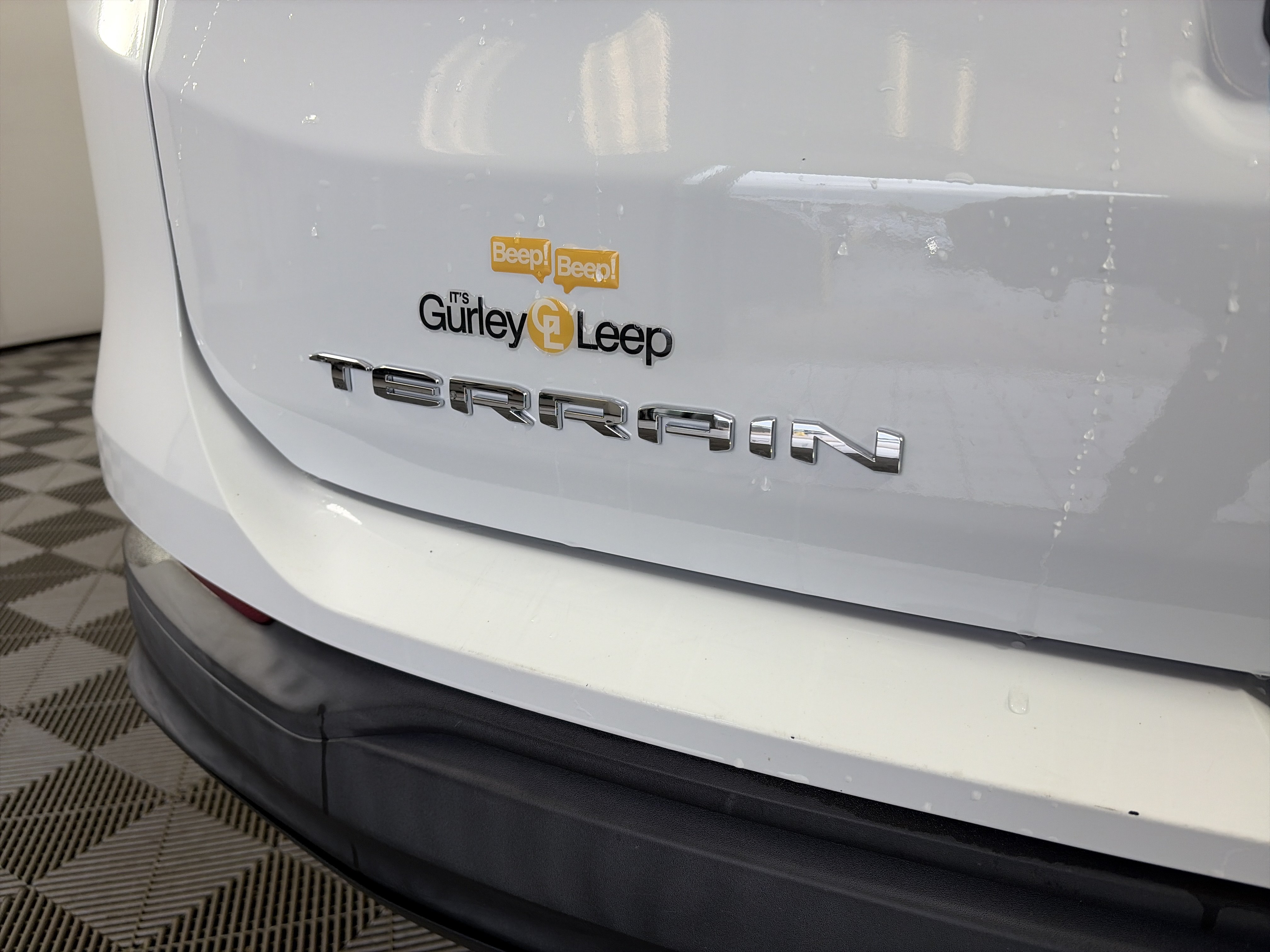 Used 2024 GMC Terrain SLE AWD/4WD image 15