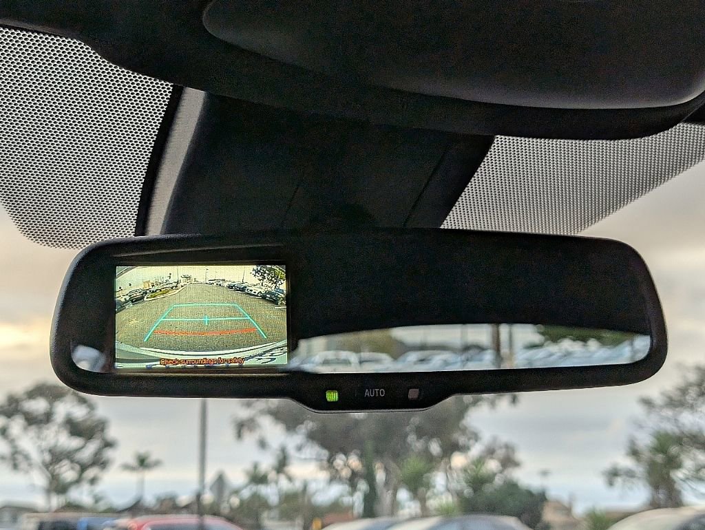 Used 2018 Toyota C-HR XLE image 28