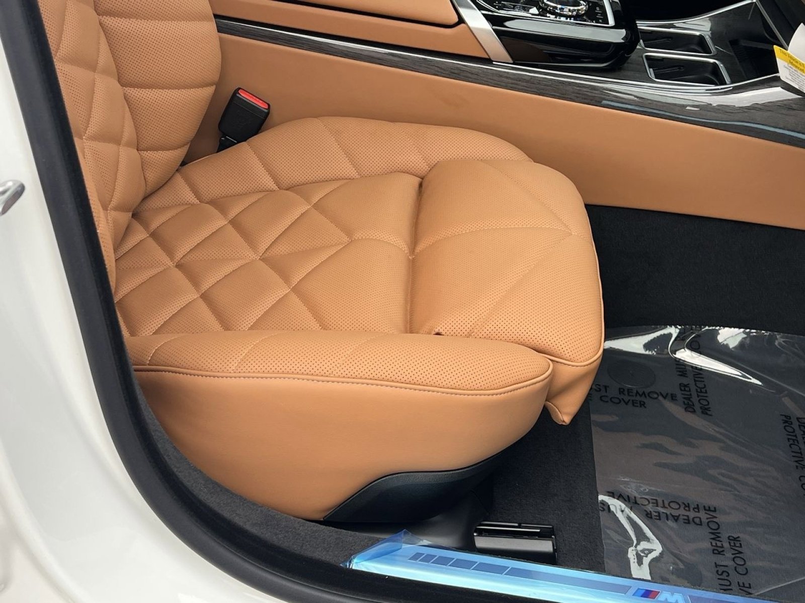New 2026 BMW 740i xDrive w/ Premium Package AWD/4WD image 27