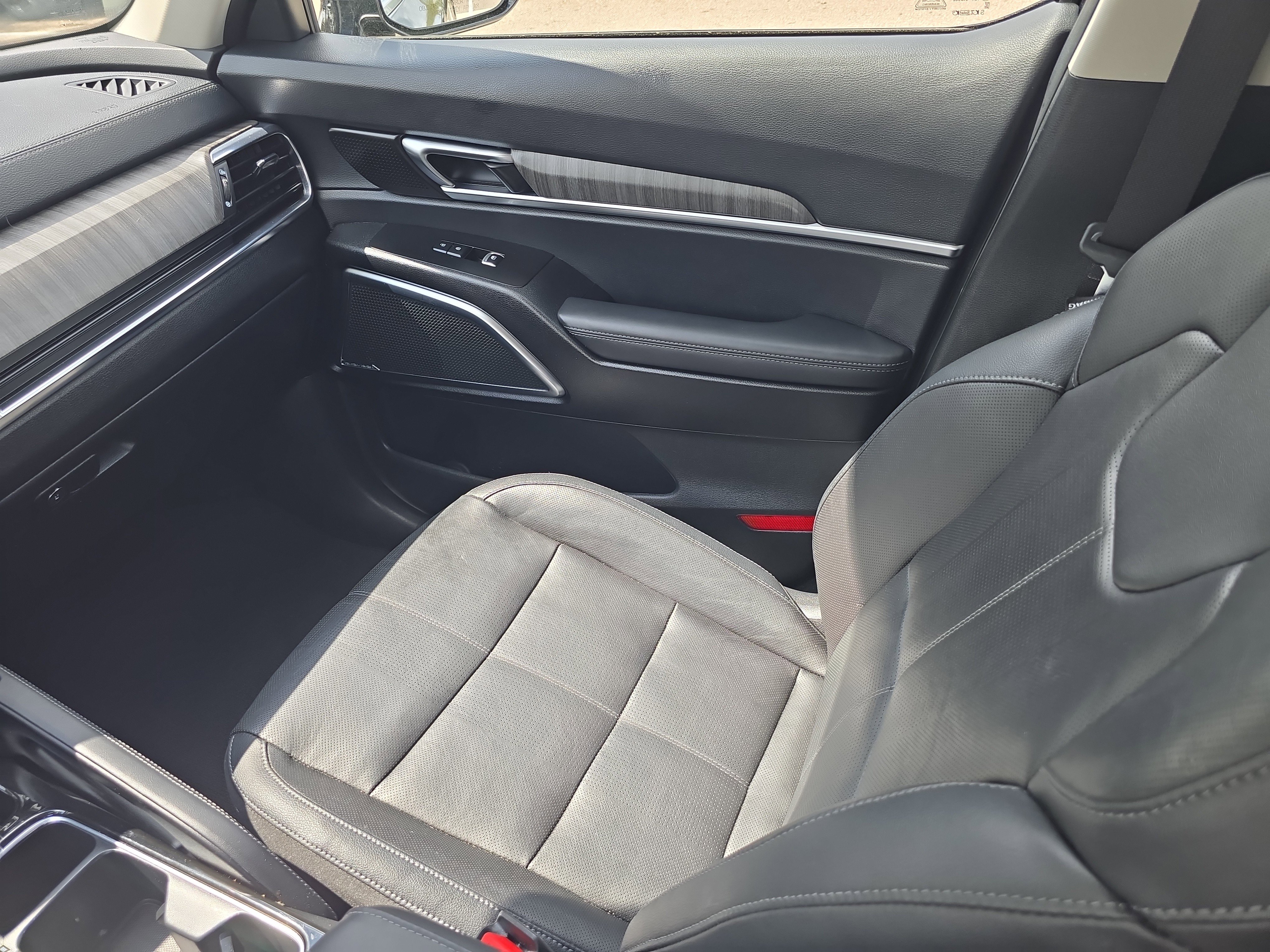 Certified 2024 Kia Telluride SX image 16