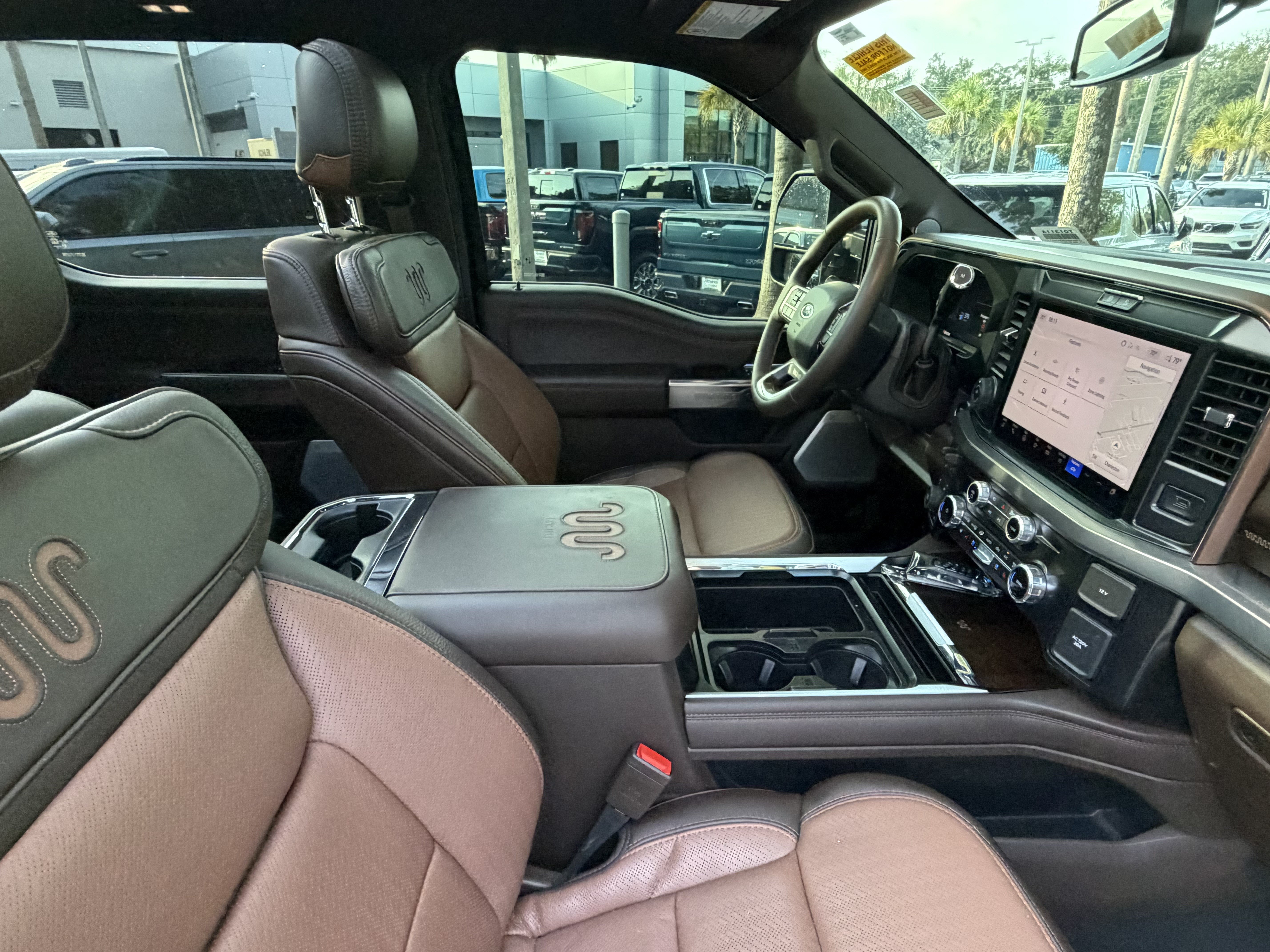Used 2025 Ford F350 King Ranch w/ FX4 Off-Road Package AWD/4WD image 48