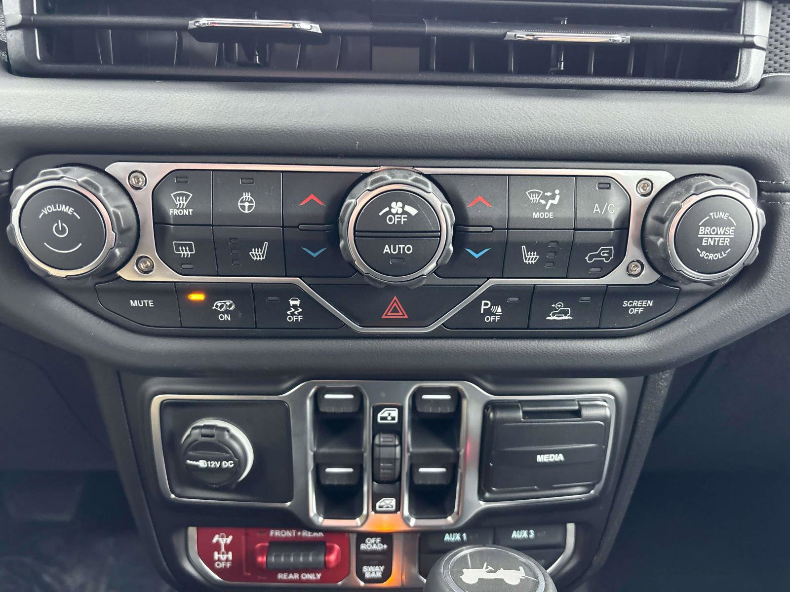 New 2026 Jeep Wrangler Unlimited Rubicon 392 image 13