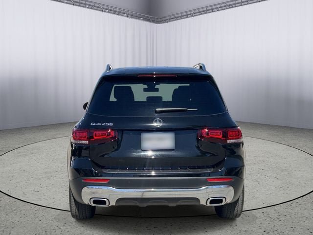Used 2023 Mercedes-Benz GLB 250 image 8