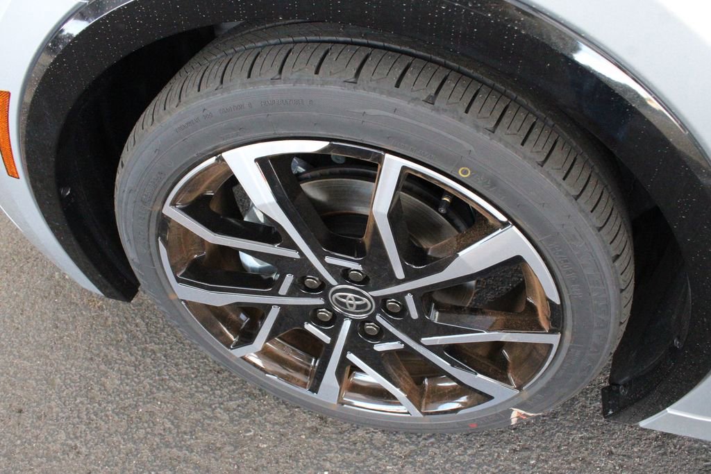 New 2026 Toyota Prius Plug-In Hybrid FWD image 59