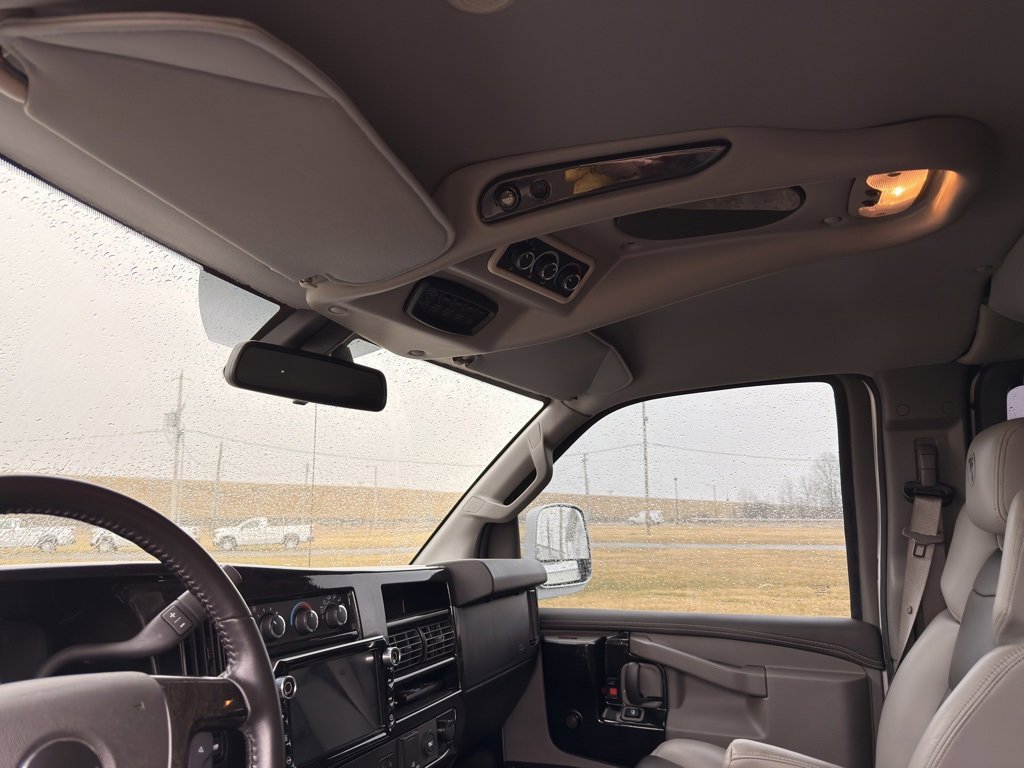Used 2021 Chevrolet Express 2500 LS w/ Enhanced Convenience Package image 40