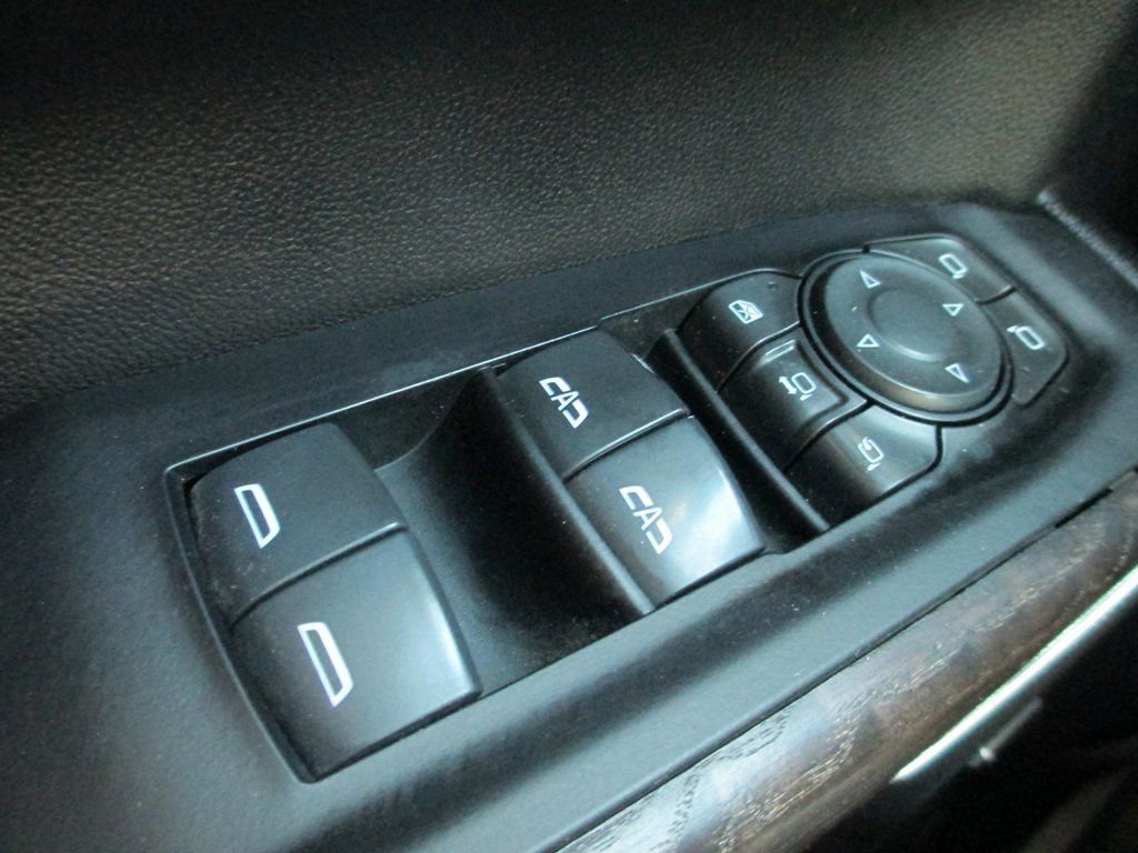 Used 2022 GMC Sierra 3500 Denali image 26