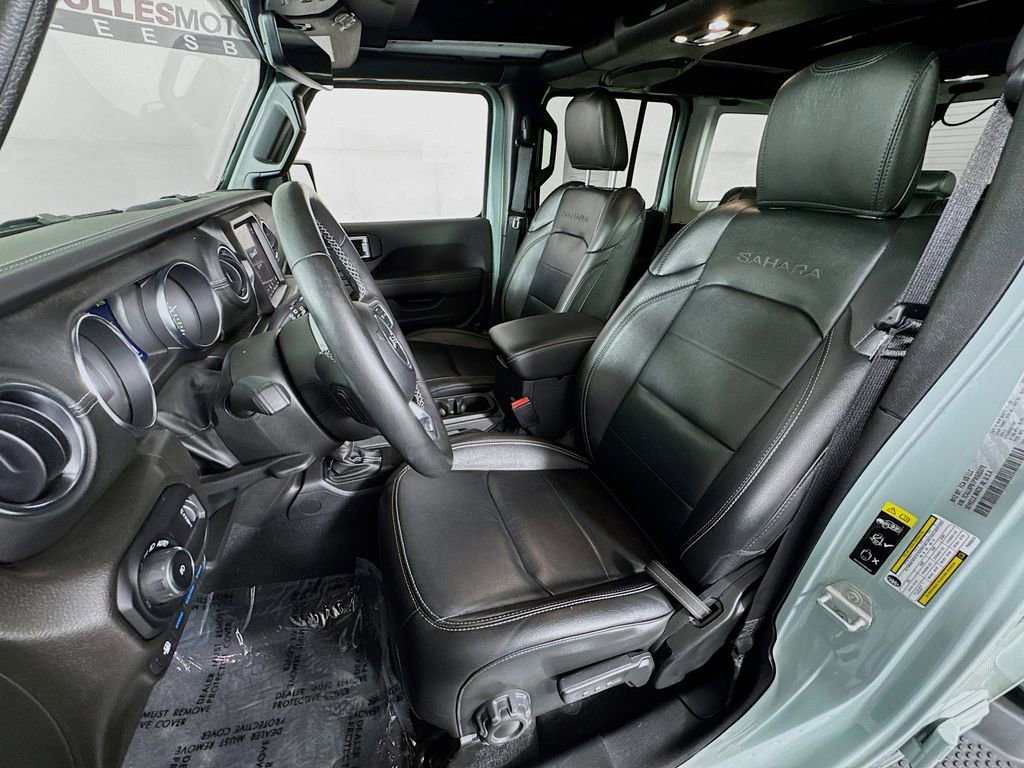 Used 2023 Jeep Wrangler Unlimited Sahara w/ Cold Weather Group image 21