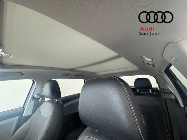 Used 2022 Volkswagen Taos SE w/ Panoramic Sunroof Package FWD image 13