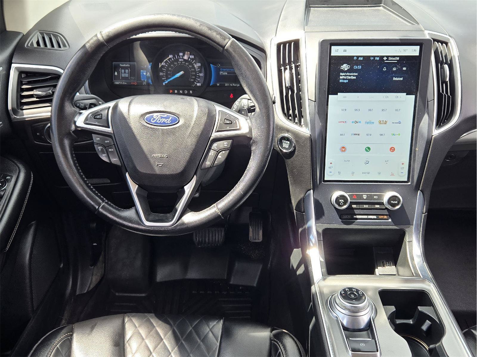 Used 2023 Ford Edge Titanium w/ Class II Trailer Tow Package AWD/4WD image 24
