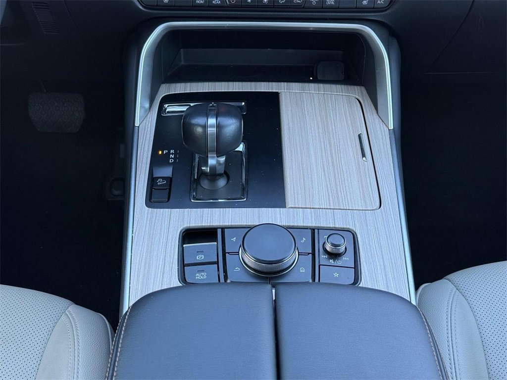 Used 2024 MAZDA CX-90 3.3 Turbo w/ Premium Package image 13