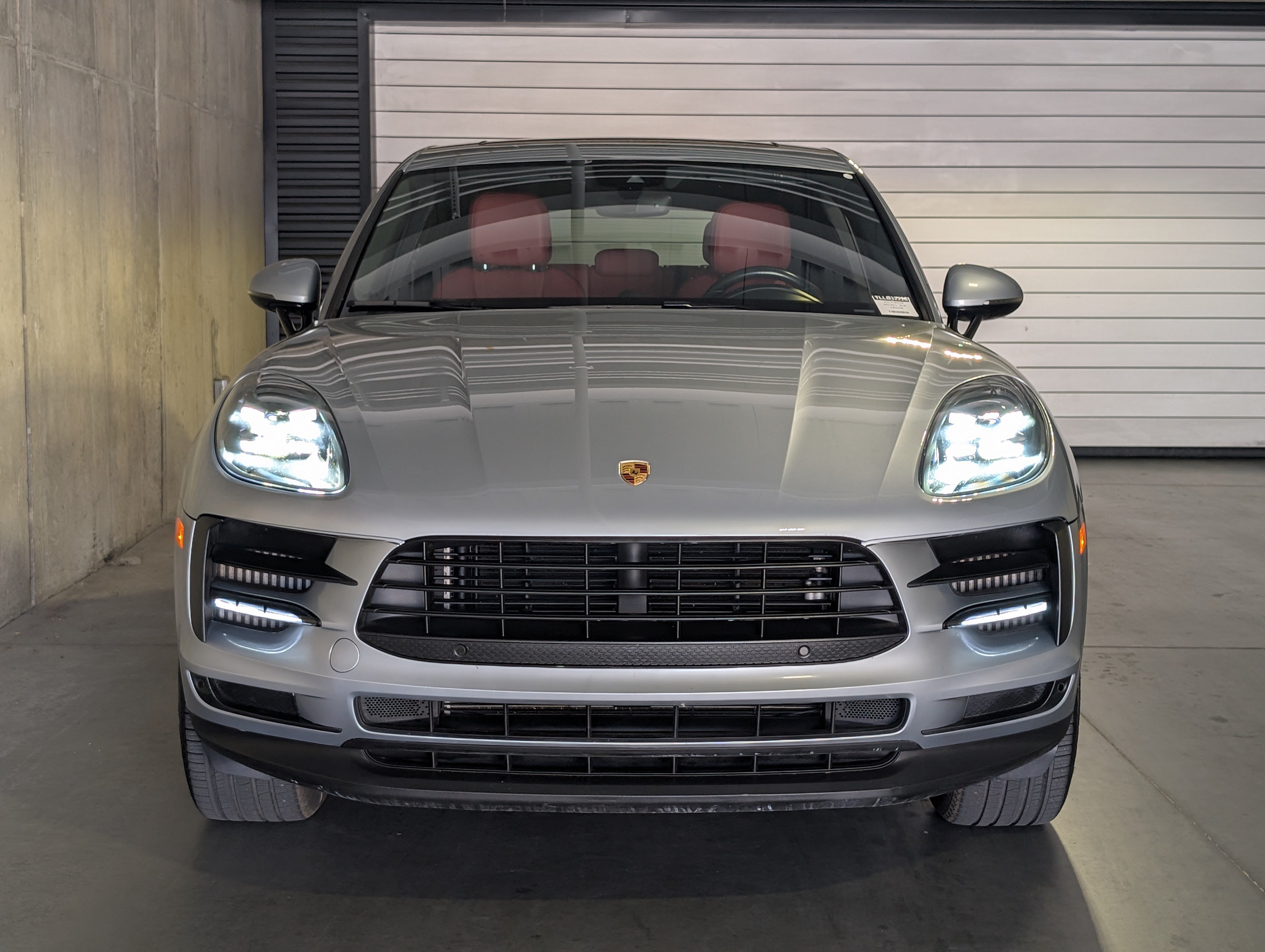 Certified 2020 Porsche Macan S AWD/4WD image 12