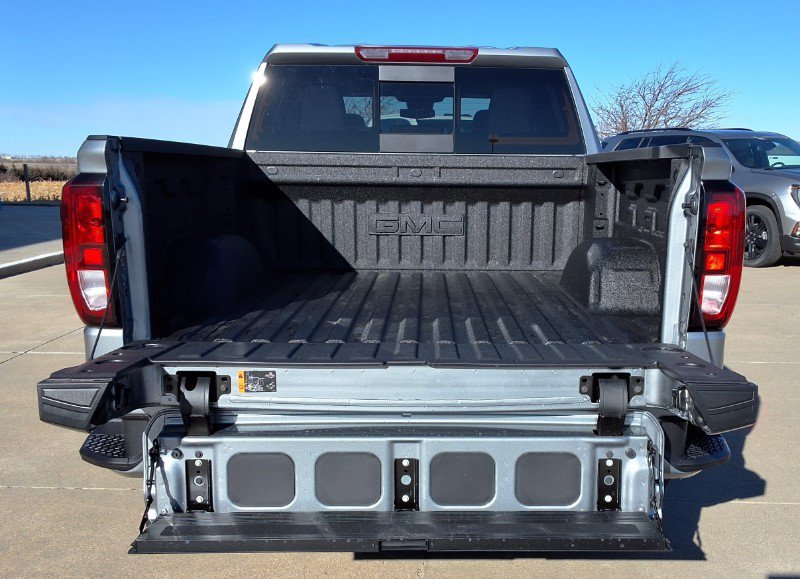 New 2026 GMC Sierra 1500 Elevation w/ Elevation Premium Package AWD/4WD image 8