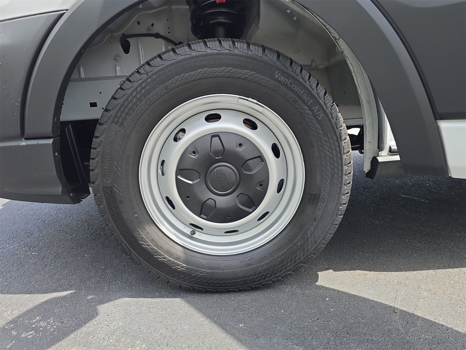 New 2025 Ford Transit 150 Low Roof w/ Load Area Protection Package image 27