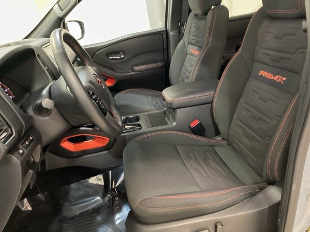 Used 2023 Nissan Frontier PRO-4X w/ Pro Convenience Package image 11