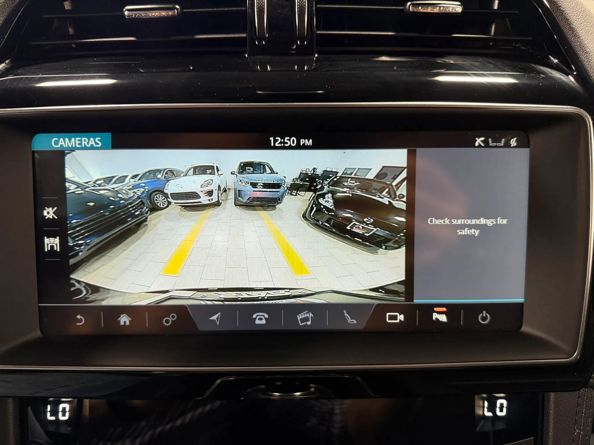 Used 2019 Jaguar F-PACE Prestige AWD/4WD image 20