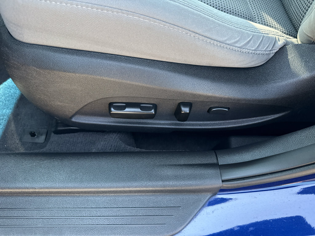 Used 2011 Hyundai Sonata GLS w/ Popular Equipment Pkg 2 FWD image 14