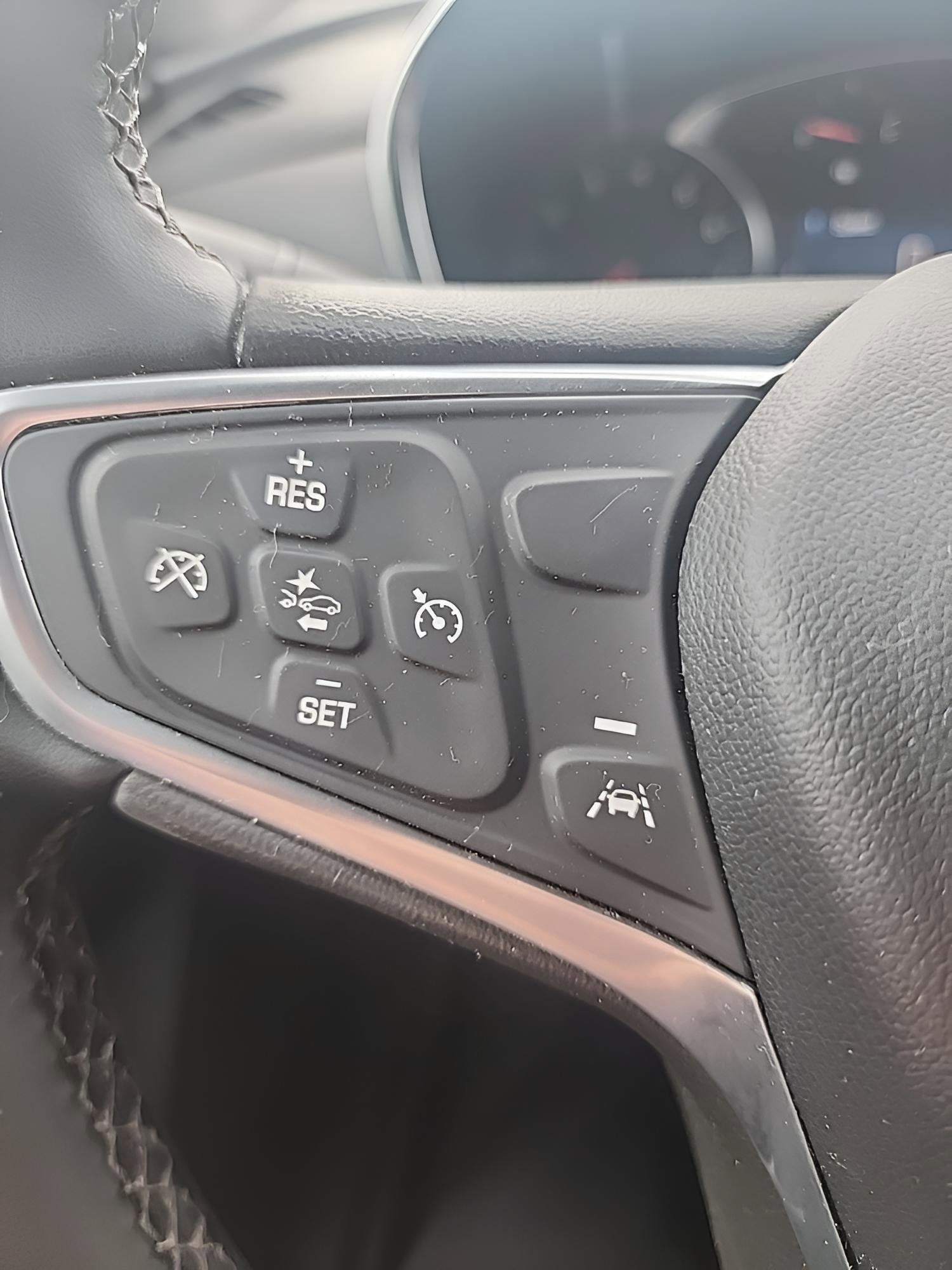 Certified 2023 Chevrolet Equinox LT FWD image 17
